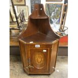 SMALL EDWARDIAN MARQUETRY INLAID MAHOGANY HANGING CORNER CABINET; 40X75 CMS.