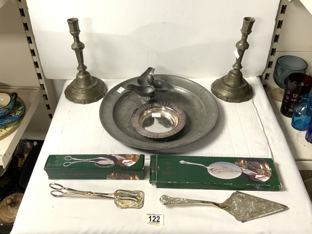 ANTIQUE PEWTER CHARGER, 36 CMS, PAIR METAL CANDLESTICKS, 26 CMS, PEWTER 3 SECTION JUG, PLATED