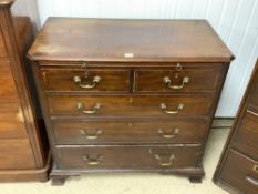 GEORGIAN MAHOGANY TWO-OVER-THREE CHEST OF DRAWERS WITH SLIDE AND BRASS SWAN HANDLES 102 X 52 X 98CM