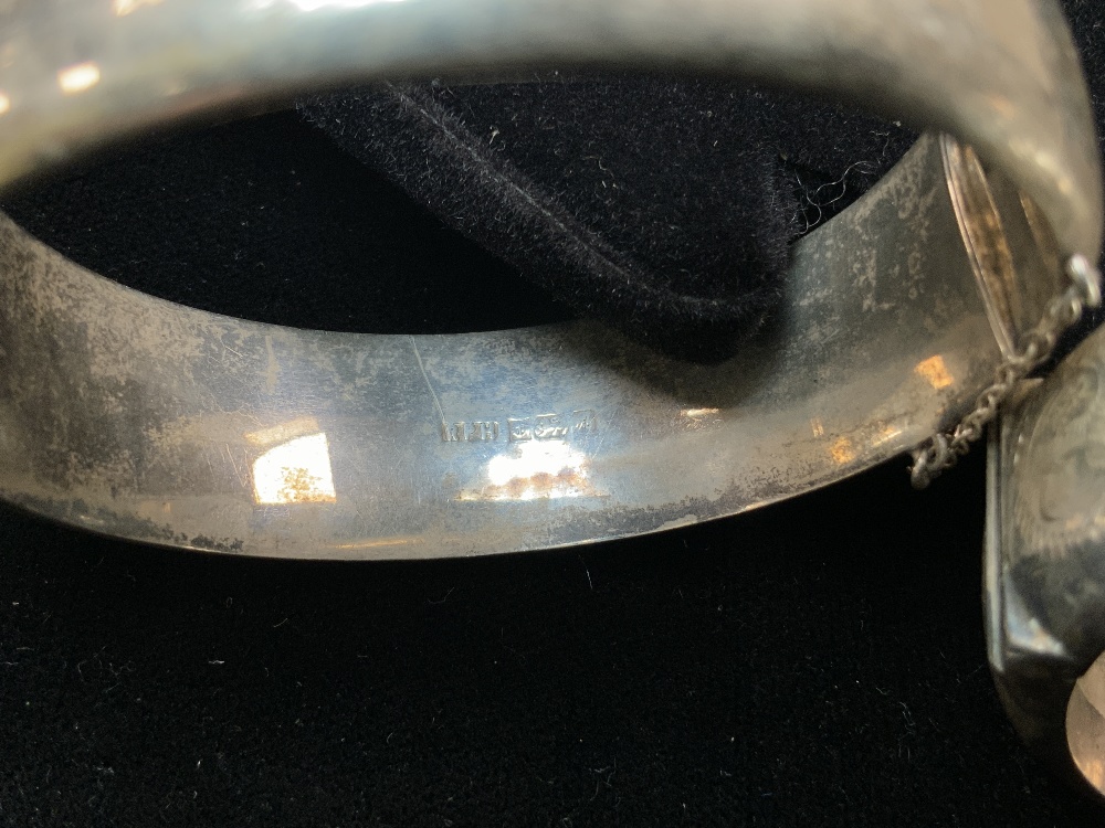 HALLMARKED SILVER BANGLES AND MORE - Image 7 of 7