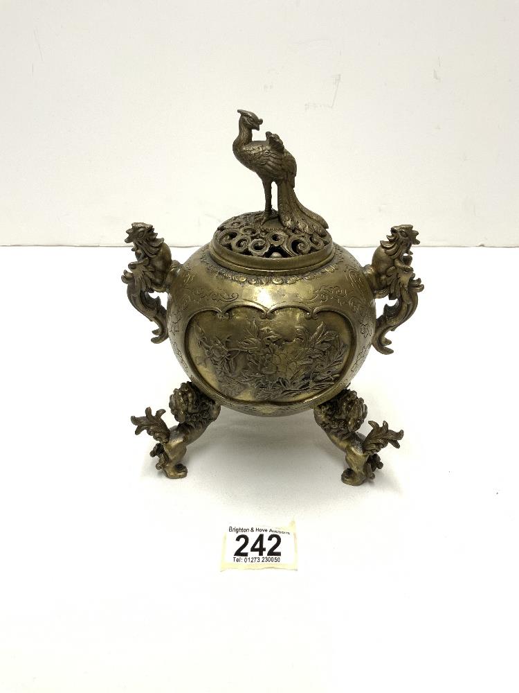 A 19TH-CENTURY CHINESE BRONZE GLOBULAR SHAPED KORO WITH CAST BIRD HANDLES AND FINIAL COVER ON