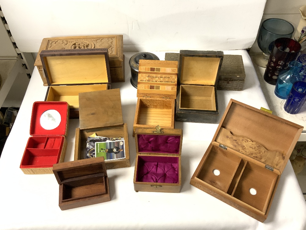 CARVED ORIENTAL SANDLEWOOD BOX, OTHER MIXED WOODEN BOXES AND TWO PEWTER MOUNTED CIGARETTE BOXES. - Image 3 of 6