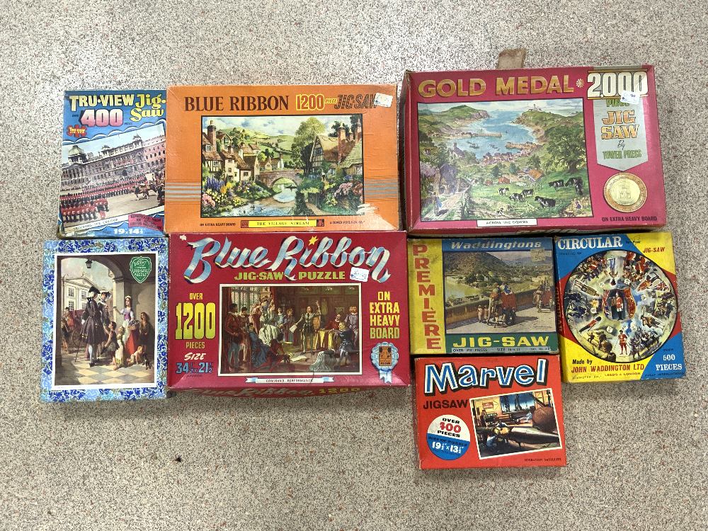 A LARGE QUANTITY OF VINTAGE JIGSAW PUZZLES - MARVEL, BLUE RIBBON, CLEOPATRA AND MORE. - Image 3 of 3