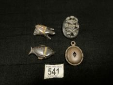 TWO HORN FISH AND FROG FORM SNUFF BOXES, VICTORIAN CARVED JET BROOCH AND A LOCKET.