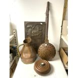 VICTORIAN BRASS AND COPPER WATER JUG, 39 CMS, VICTORIAN COPPER WARMING PAN, COPPER HOT WATER