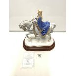 ROYAL WORCESTER FIGURINE ( PRINCESS OF THE MAGICAL KINGDOM ) BY CAROLYN FROUD LIMITED EDITION 55/