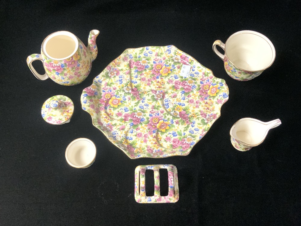 ROYAL WINTON CHINTZ ' CHEADLE ' PATTERN BREAKFAST SET.