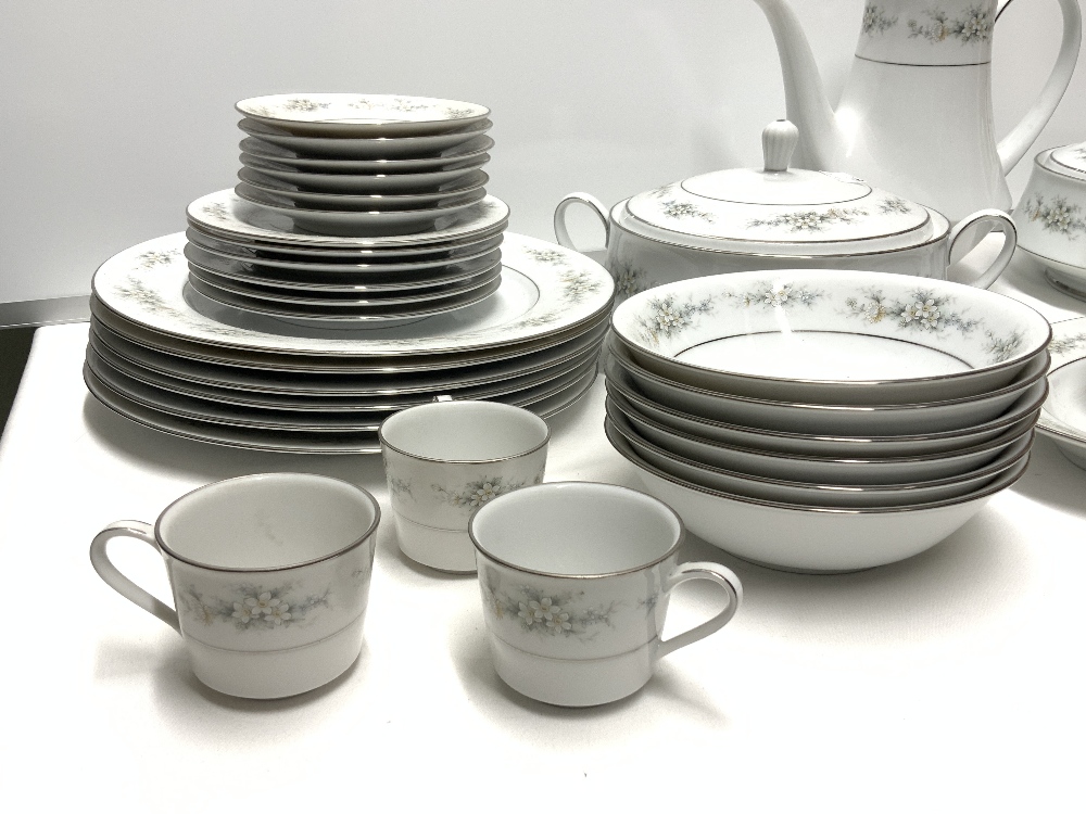 NORITAKE PORCELAIN MELISSA PATTERN COFFEE AND DINNER SET. - Image 2 of 5