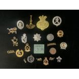 QUANTITY MILITARY BADGES - VARIOUS.