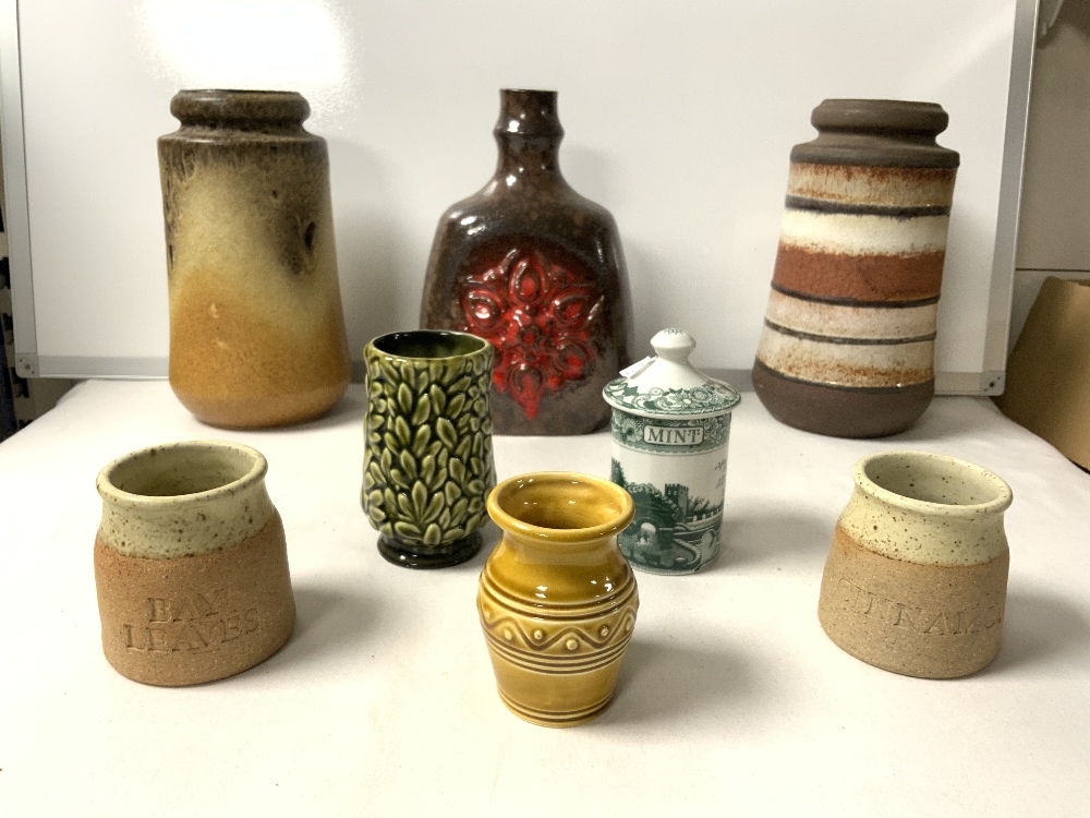 QUANTITY OF ART POTTERY INCLUDES SYLVAC AND MORE - Image 2 of 5