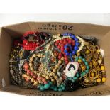 QUANTITY OF VINTAGE COSTUME JEWELLERY NECKLACES,BROOCHES AND MORE