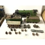 VINTAGE G GAUGE TRAIN TENDER AND CARRIAGE