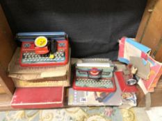 VINTAGE CHILDS TOYS - THE METTYPE JUNIOR AND METTOY MINOR TYPEWRITERS ALSO LITTLE BETTY SEWING