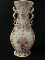 CHINESE FAMILLE ROSE VASE, DECORATED WITH MICE AND FLOWERS, WITH DRAGON HANDLES; 40 CMS;. A/F.