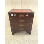 MILITARY STYLE CHEST OF FOUR DRAWERS BRASS BOUND RED TOOLED LEATHER TOP 54 X 30 X 46CM