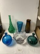 A BROWN STUDIO GLASS VASE, 29 CM, (CHIPPED) 3 BOTTLE SHAPE GLASS VASES, AND 2 OTHERS.