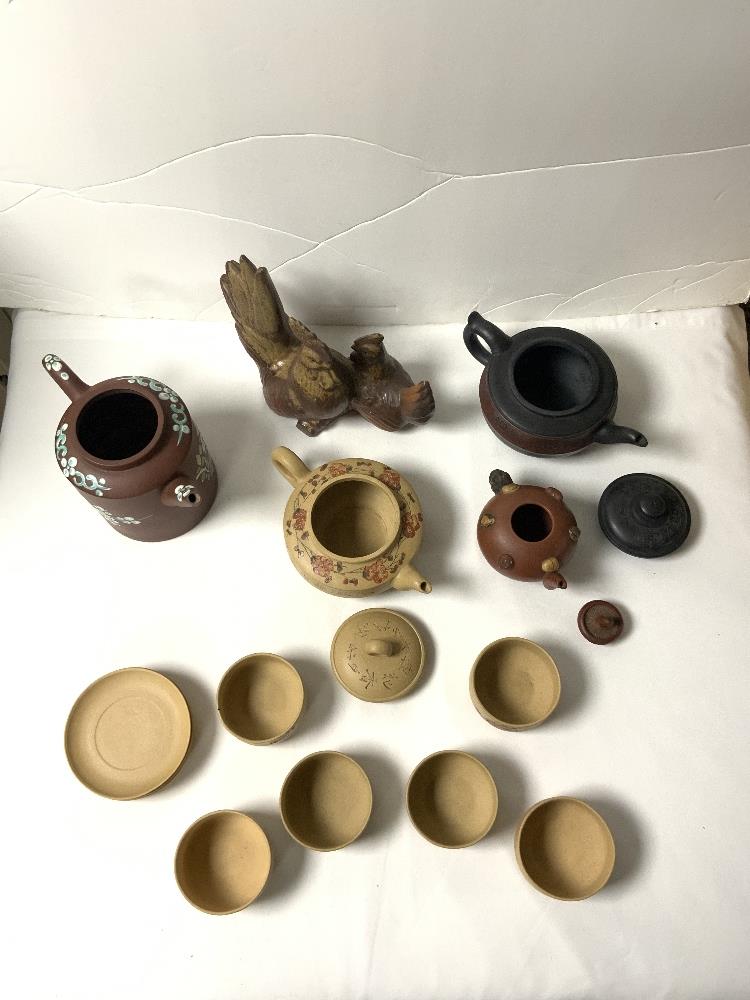 CHINESE YIXING CLAY TEA POT [ NO LID ], ANOTHER SMALLER; LIGHT BROWN; YIXING TEA SET AND TWO - Image 4 of 10