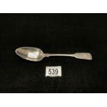 GEORGE III HALLMARKED SILVER FIDDLE PATTERN TABLE SPOON; LONDON 1818 - WILLIAM BATEMAN; 21.5 CMS; 63