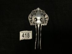 LATE VICTORIAN HALLMARKED SILVER PIERCED AND ENGRAVED 3 PRONG HAIR PIN, SHEFFIELD 1898; JOSEPH