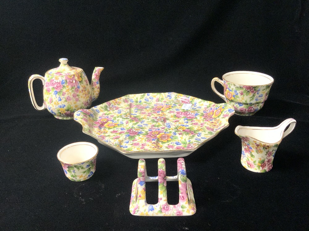 ROYAL WINTON CHINTZ ' CHEADLE ' PATTERN BREAKFAST SET. - Image 2 of 5