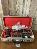 VINTAGE CASED CLARINET BY SINGHAI