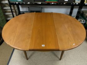MID-CENTURY MODERN EXTENDING DINING TABLE IN TEAK BY G PLAN RED LABEL