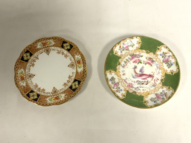 TWO DECORATIVE PART TEA SETS. - Bild 3 aus 4