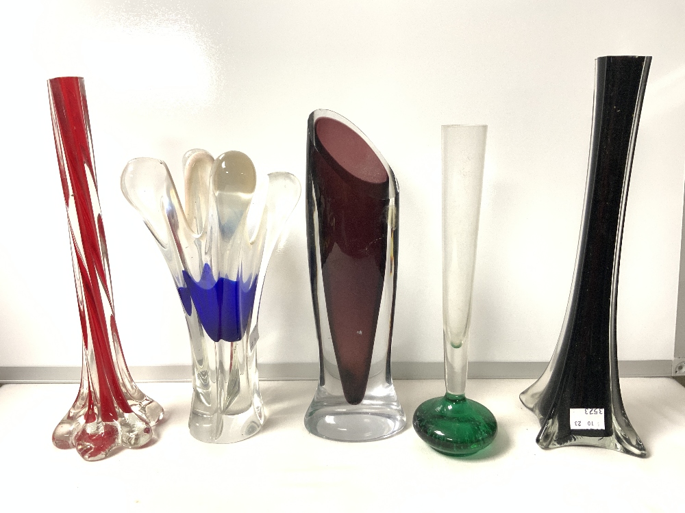 A QUANTITY OF ART GLASS VASES; 30 CMS TALLEST. - Image 3 of 4