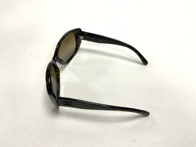 GENUINE CHANEL SUNGLASSES WITH CASE ( 5227-H C714/T5 58018 135 2P SERIAL NUMBERS ) - Image 2 of 9