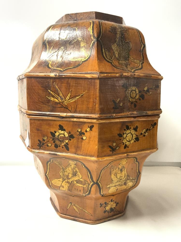 A CHINESE OCTAGONAL WOODEN FOOD CONTAINER WITH GOLD LACQUERED FIGURE AND FLOWER DECORATION; 36 CMS. - Image 4 of 4