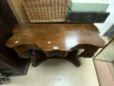 VICTORIAN MAHOGANY DUCHESS DRESSING TABLE; 114X56X72 CMS.