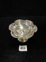 EDWARDIAN HALLMARKED SILVER PEDESTAL BON-BON DISH WITH PIERCED LOBED BORDER; BIRMINGHAM 1905;