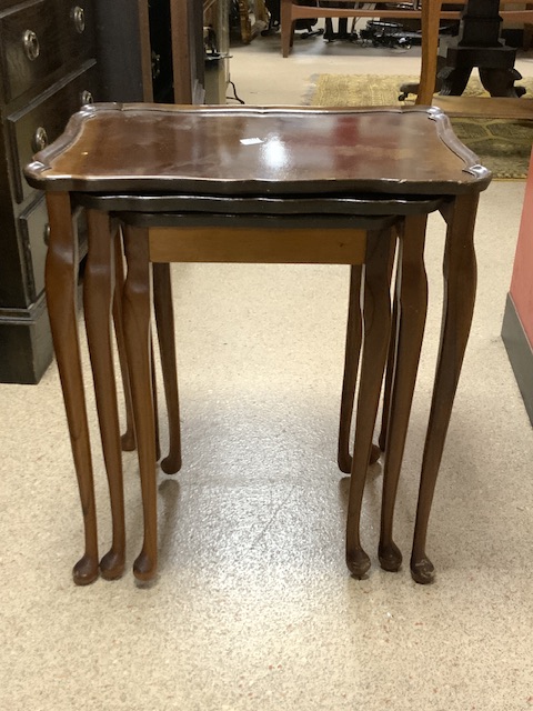 A WALNUT NEST OF THREE SHAPED TABLES. - Image 3 of 4