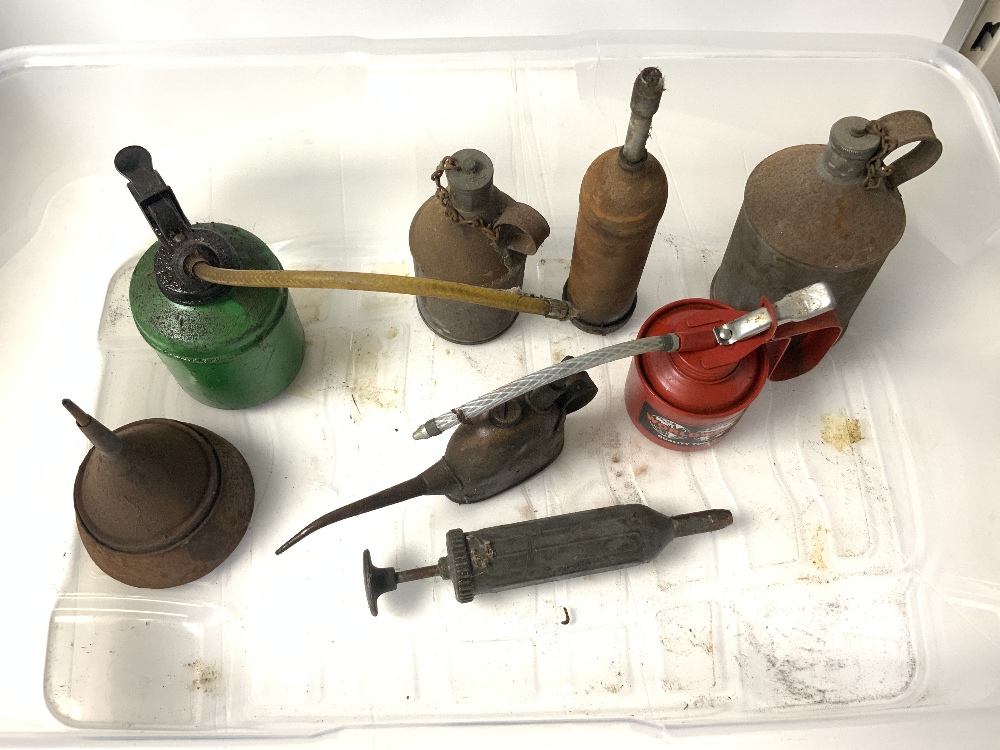 QUANTITY VINTAGE OIL CANS AND GREASE GUNS. - Image 3 of 4
