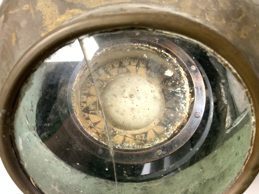 A VINTAGE SHIPS BRASS COMPASS BINNACLE. - Image 3 of 3