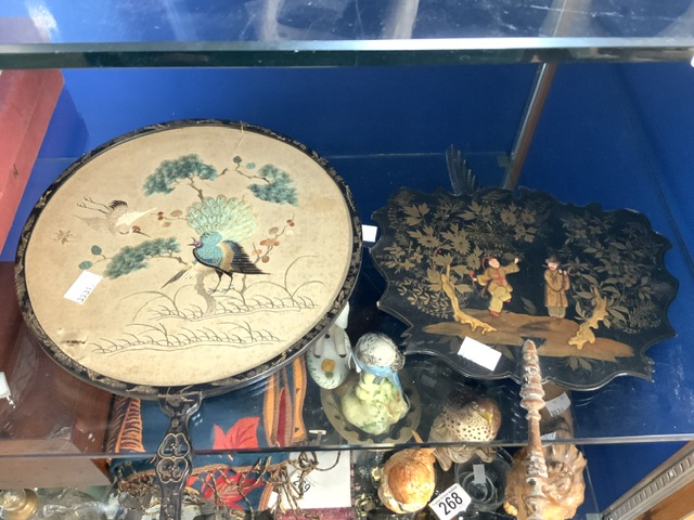 CHINESE CIRCULAR SILKWORK FAN IN CHINOISERIE FRAME AND ANOTHER BLACK AND GOLD LACQUER FAN. - Image 2 of 4