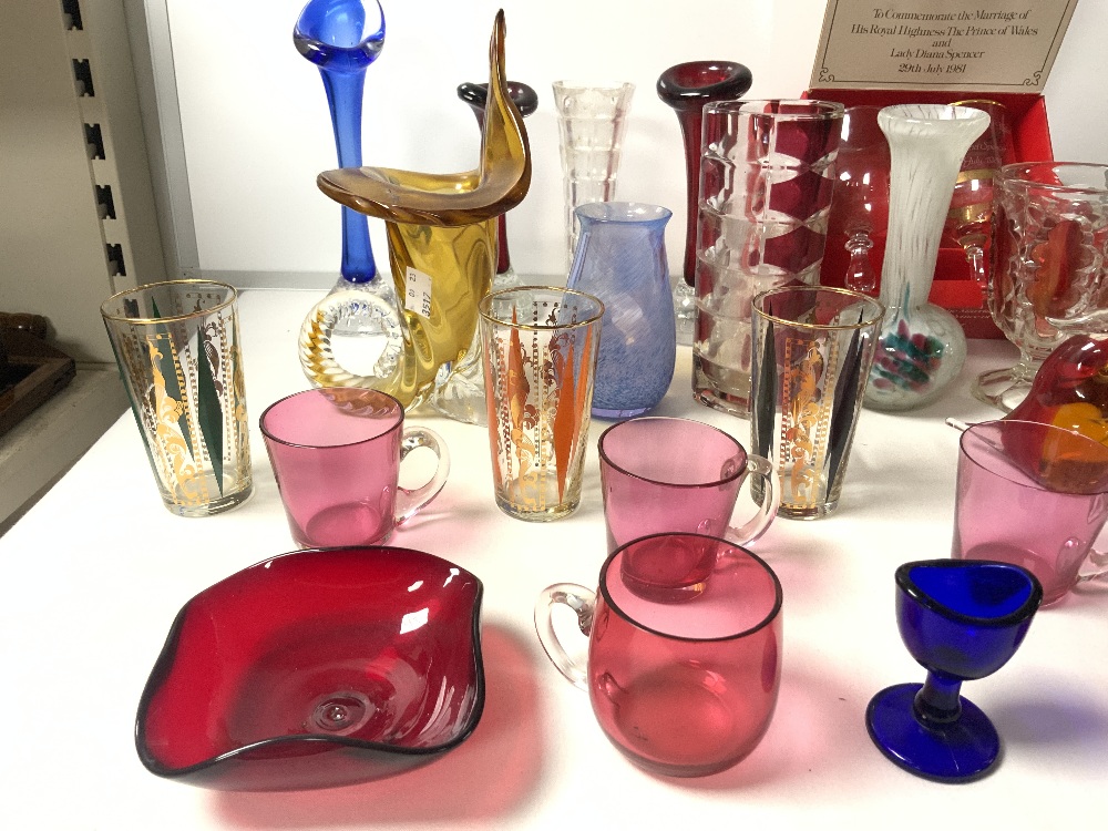 MID CENTURY GLASS VASES AND SETS OF DRINKING GLASSES. - Image 5 of 8