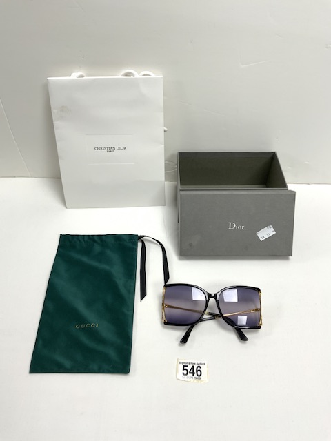 GENUINE PAIR OF GUCCI SUNGLASSES (61017-135)