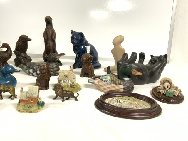 QUANTITY OF WOODEN, RESIN, METAL FIGURES OF ANIMALS. - Image 4 of 5