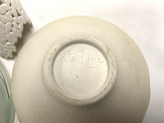 ART POTTERY INCLUDES PETER LANE, JANE SMITH AND MORE - Image 6 of 9