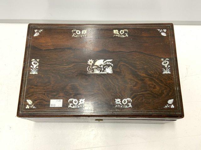 A VICTORIAN ROSEWOOD AND MOTHER O PEARL INLAID WRITING SLOPE, INTERIOR FITTED WITH TWO DRAWERS; 33.5 - Image 2 of 5