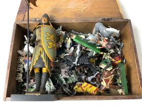 QUANTITY OF LEAD TOY FIGURES, KNIGHTS, SOLDIERS ANIMALS AND MORE AND SOME PLASTIC.