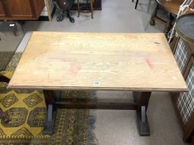 VINTAGE WOODEN PUB TABLE WITH WOODEN BASE; 122 X 71CM