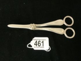 A PAIR OF HALLMARKED SILVER GRAPE SHEARS WITH BEADED EDGE; LONDON 1874; GEORGE ALDWINKLE; 18CMS; 112