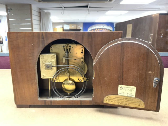 ART DECO ROSEWOOD STRIKING MANTLE CLOCK. - Image 4 of 6