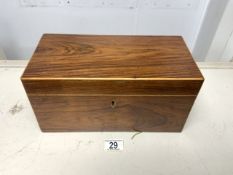 VICTORIAN ROSEWOOD AND CROSSBANDED TEA CADDY WITH COMPLETE INTERIOR, 30X15 CMS.