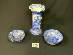 THREE PIECES OF CHINESE BLUE AND WHITE CERAMICS VASE AND BOWLS