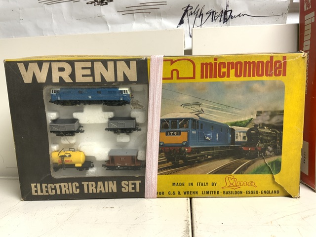 WREN MICRO MODEL ELECTRIC TRAIN SET IN BOX AND A LIMA MICRO MODEL N SCALE TRAIN SET IN BOX. - Image 2 of 5