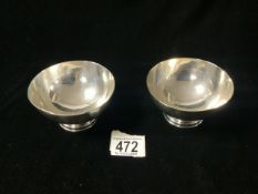 A PAIR OF HALLMARKED SILVER FOOTED SUGAR BOWLS, LONDON 1935, MAKER H PHILLIPS, 374 GMS.