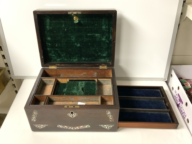 ROSEWOOD DECORATED WITH MOTHER OF PEARL JEWELLERY BOX, 30 X 22.5 CM - Image 2 of 5